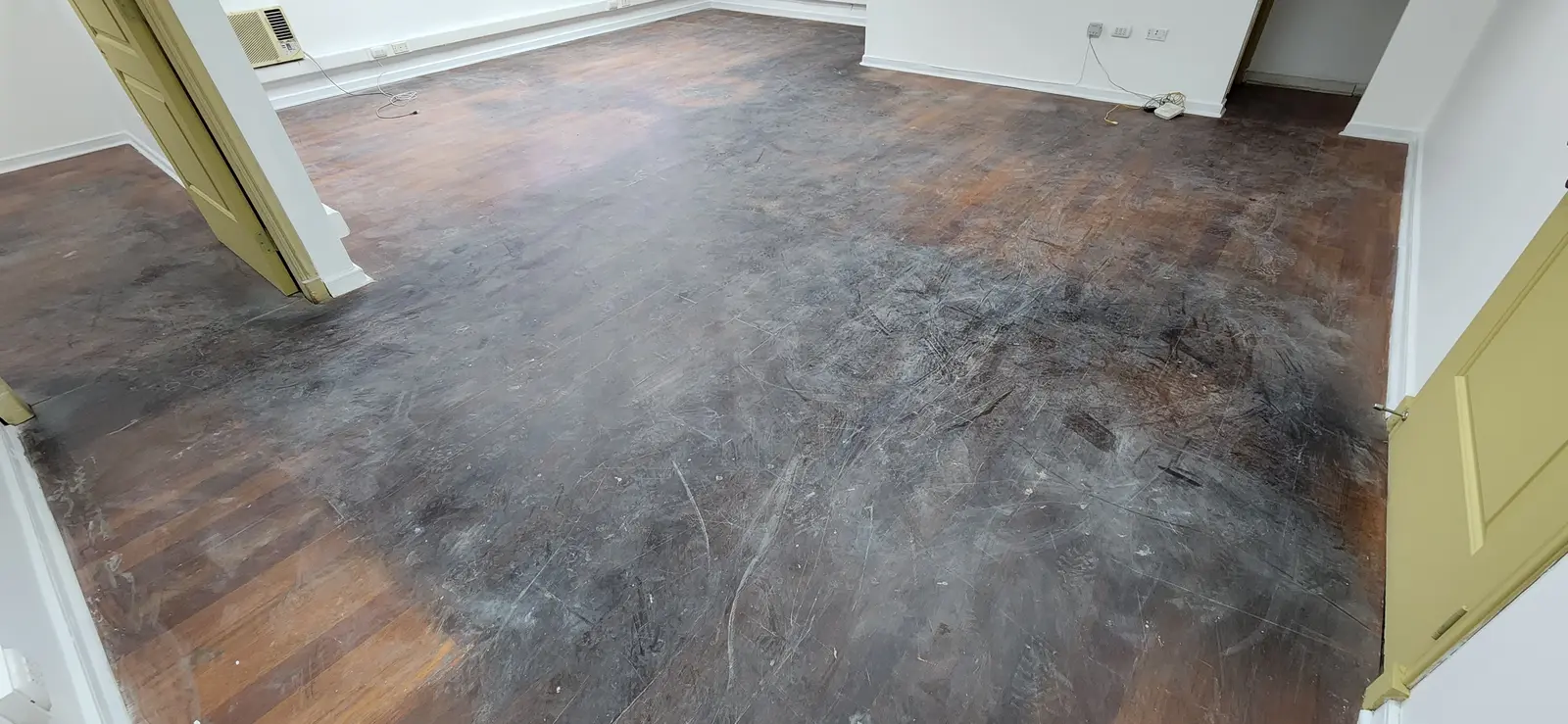 Decapado de piso flotante: Antes