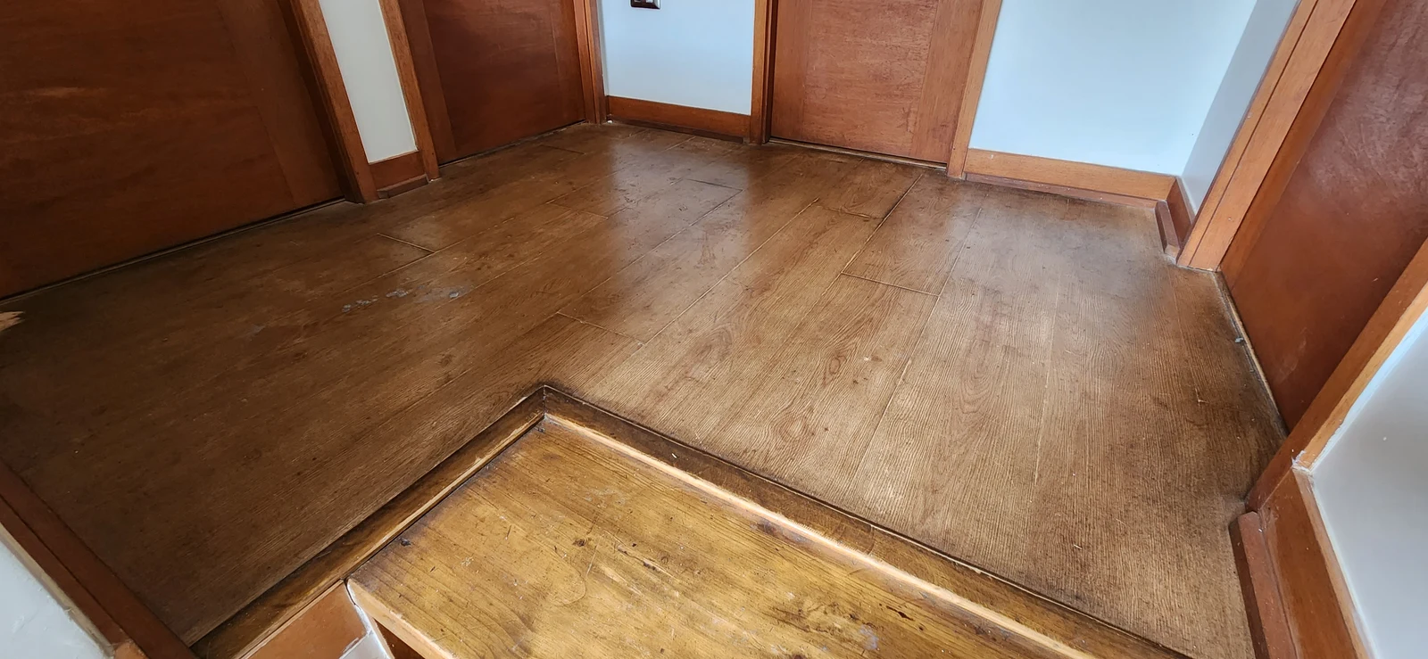 Decapado de piso flotante: Antes